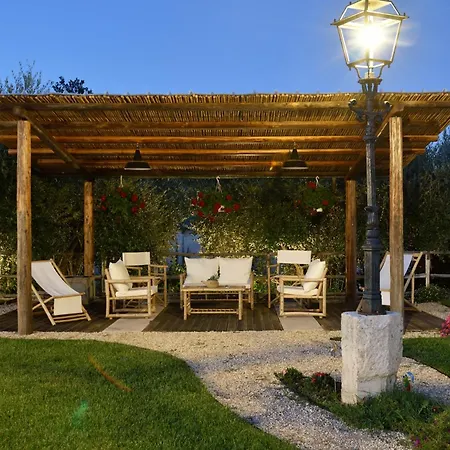 Apartment Luxury Retreats In Offida