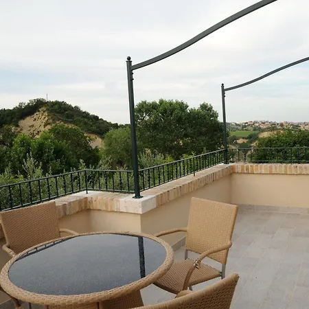 Apartment Luxury Retreats In *