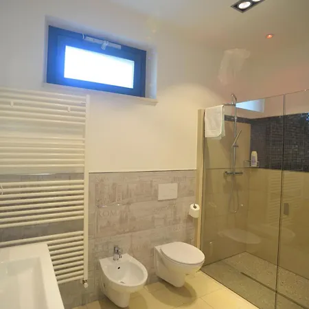 Luxury Retreats In