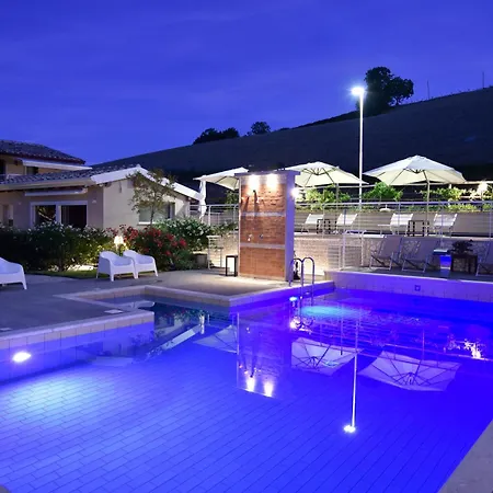 Apartment Luxury Retreats In