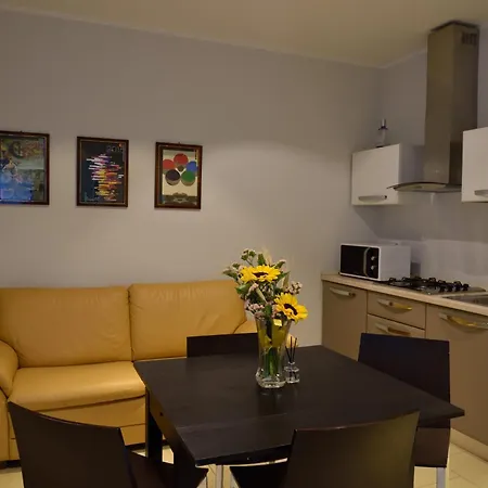 Luxury Retreats In Apartment Offida