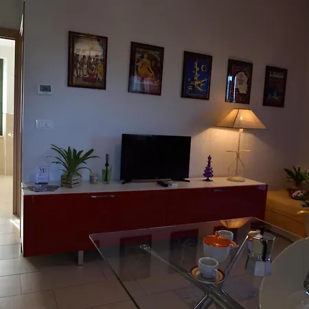 Luxury Retreats In Apartment Offida