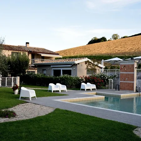 Luxury Retreats In Offida